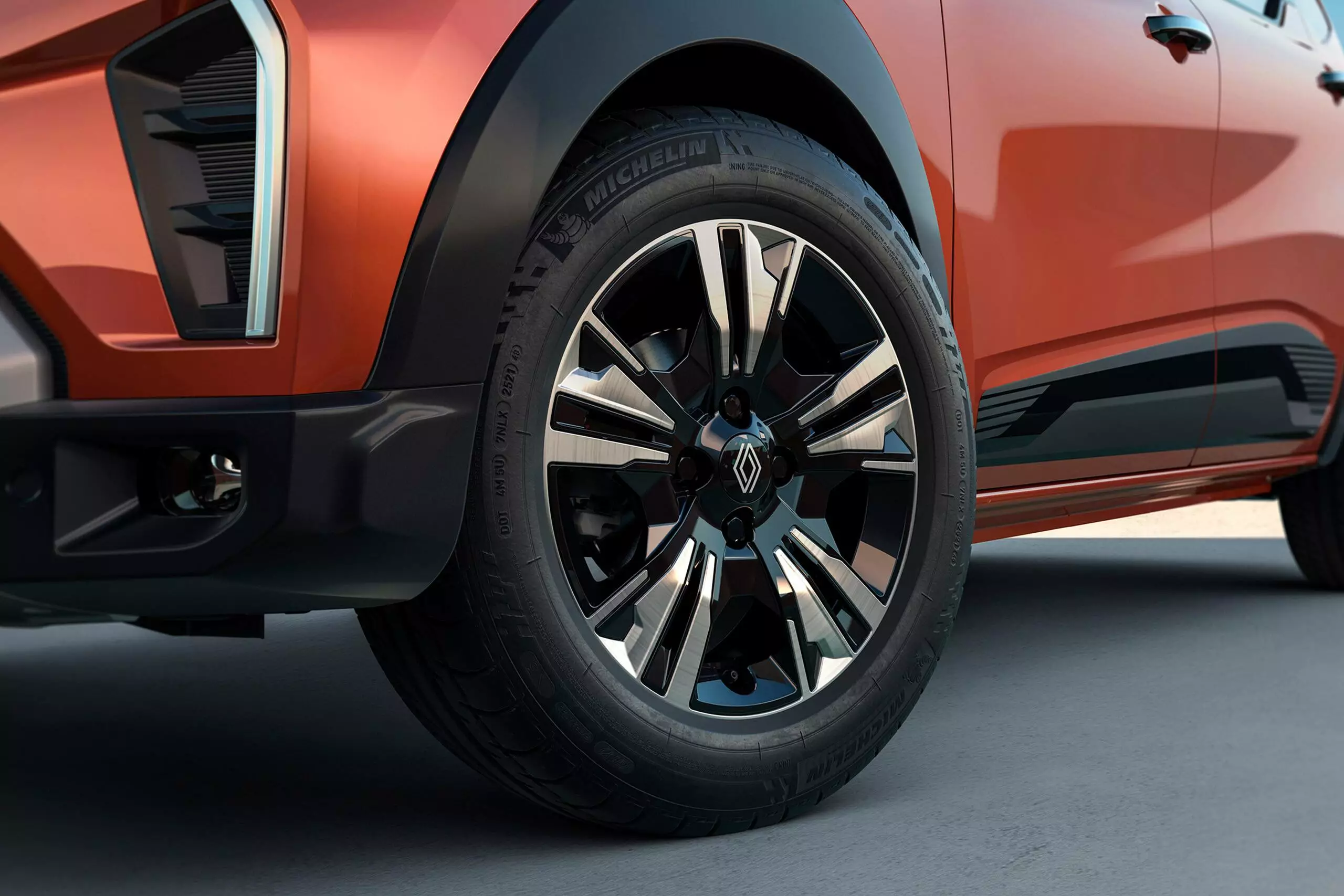 182 mm ground clearance & new 38.1 cm "landscape" dual tone styled flex wheels
