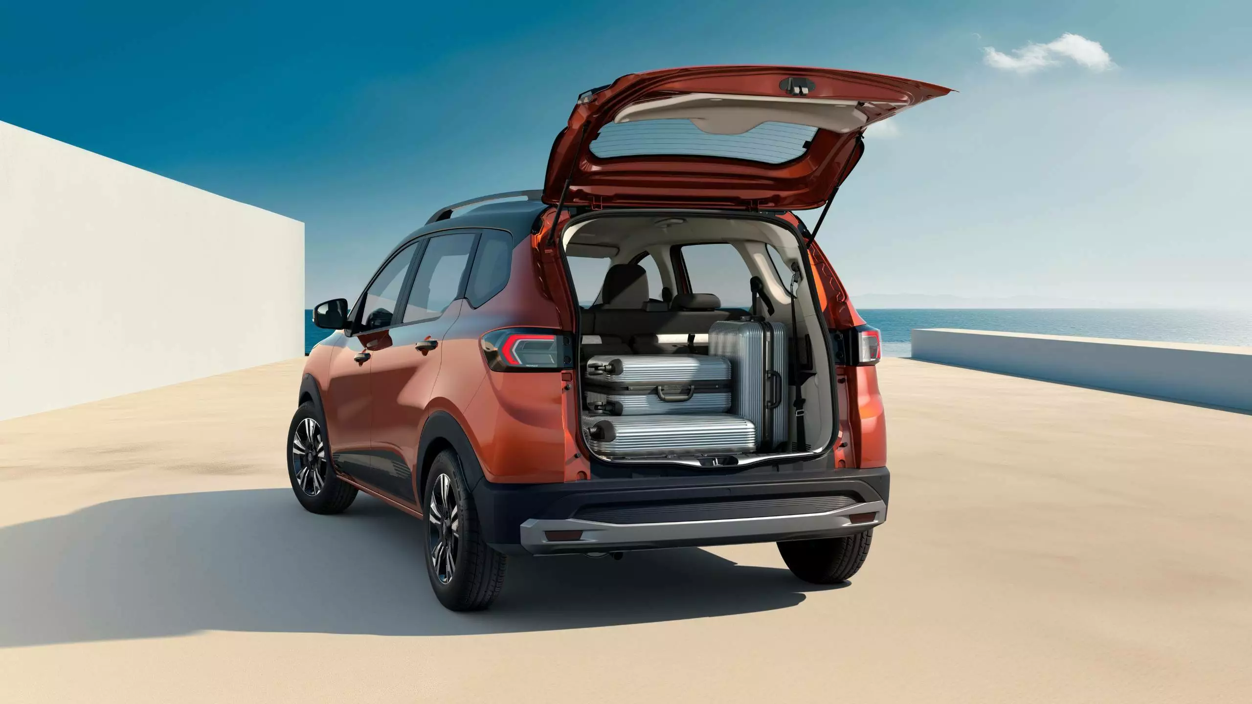 625 litres boot space